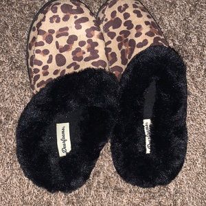 Fuzzy cheetah print slippers